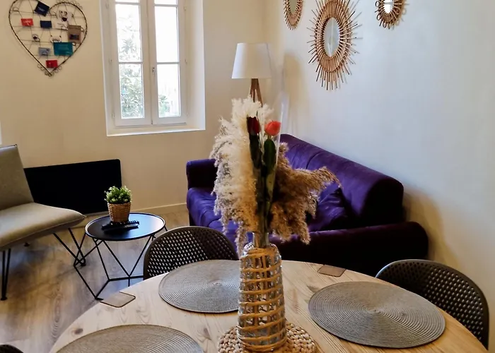 Appartement T2 Panier Vieux Port Renove